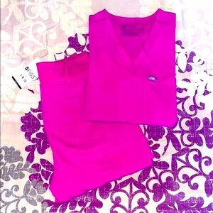 FIGS RASPBERRY SORBET SCRUB SET BRAND NEW DISCONTINUED SOLD OUT XS RSP $90
